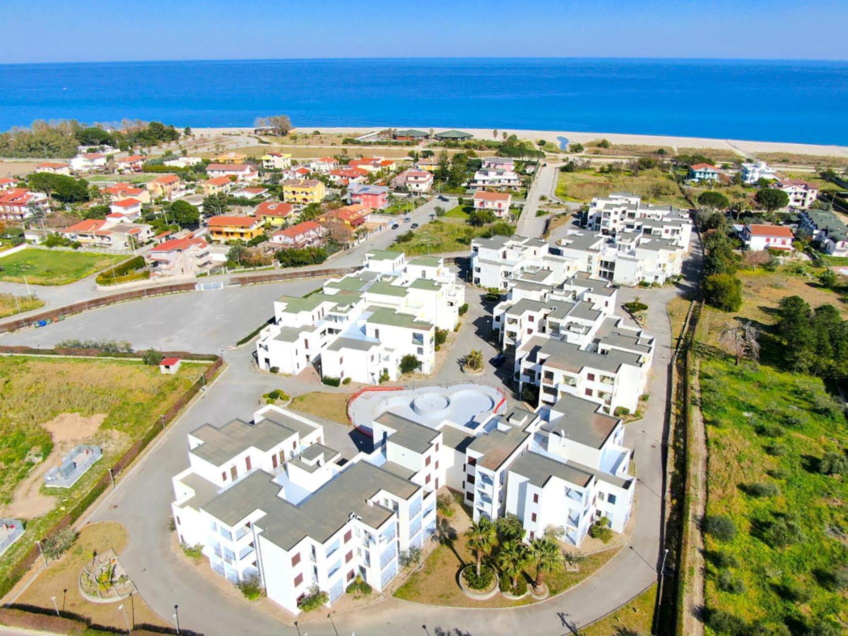 San Rocco One Bed Apartments 4A1 9 Isca sullo Ionio 外观 照片